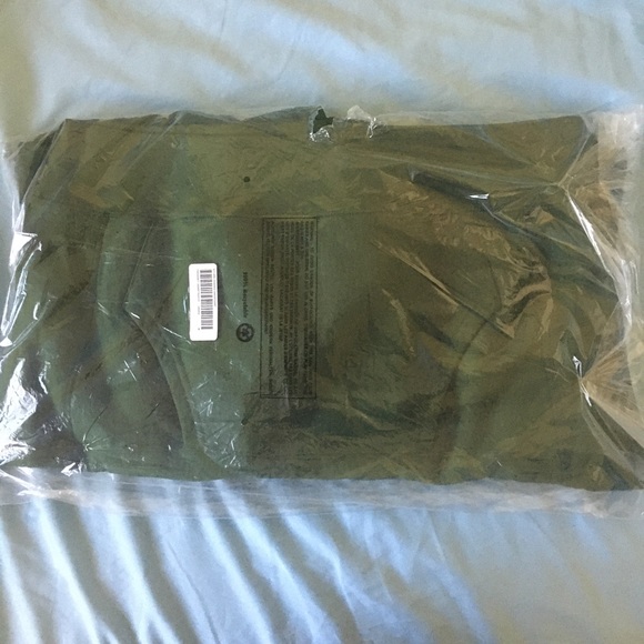 New Icy Arc Supreme Hoodie - Picture 3 of 5